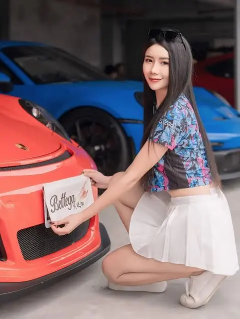 SUPERCAR 019